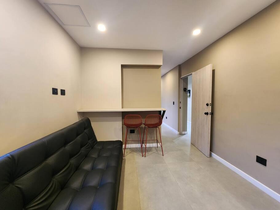 Loft 10 *